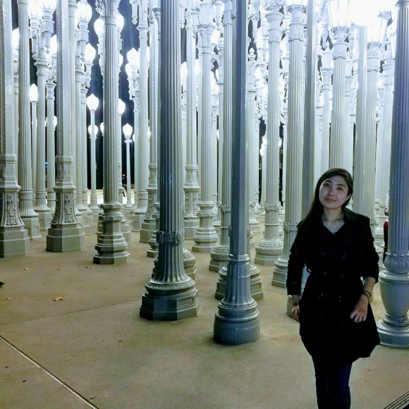 Meet your Posher, April - Picture 1 of 1